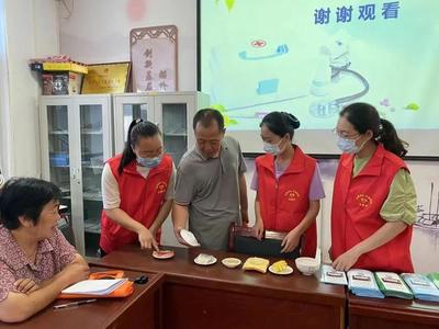 进社区送健康 服务群众零距离--新绛县人民医院党支部走进顺城街社区开展系列专项活动